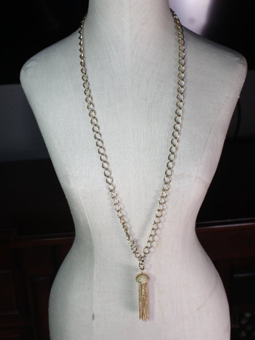 Chunky Gold Tone Tassel Necklace Chain Link 22" Chain 3" Tassel